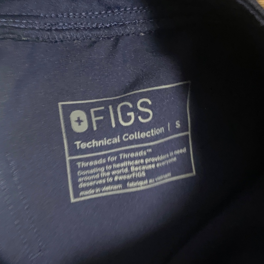 Figs Deep Blue Scrub Set - image 7